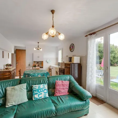 Pretty Holiday Home With Garden In Priziac * Priziac